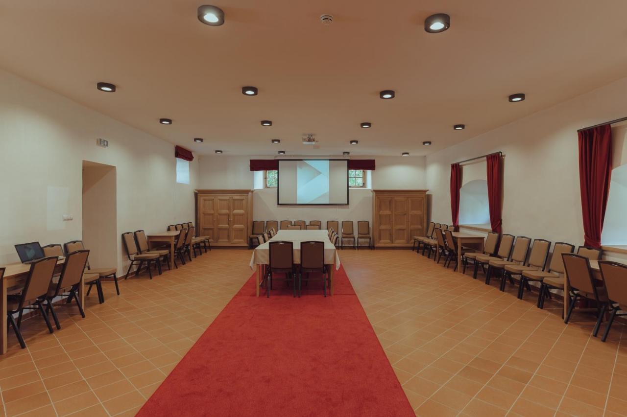Brigadéros Hotel Brigadír Borsi Esterno foto
