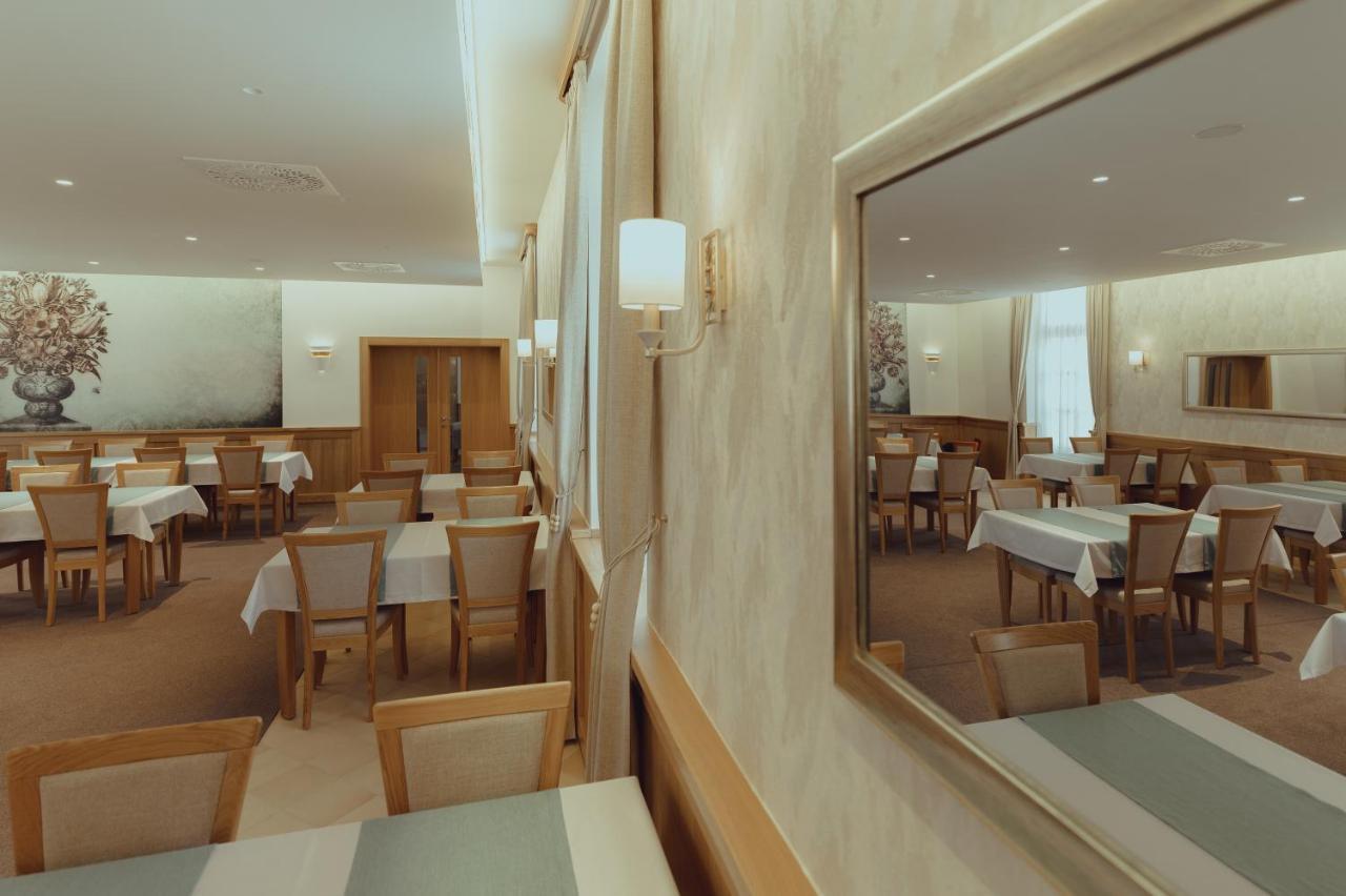Brigadéros Hotel Brigadír Borsi Esterno foto
