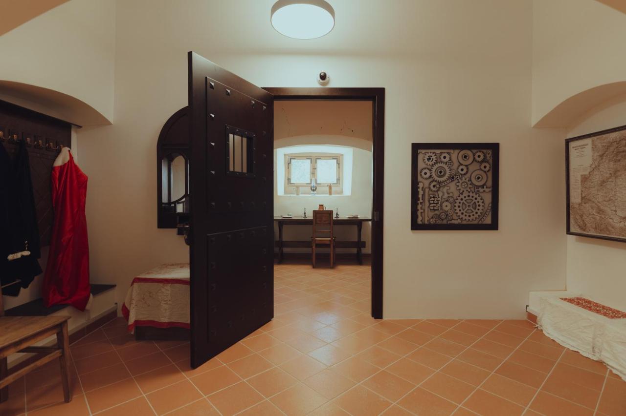 Brigadéros Hotel Brigadír Borsi Esterno foto