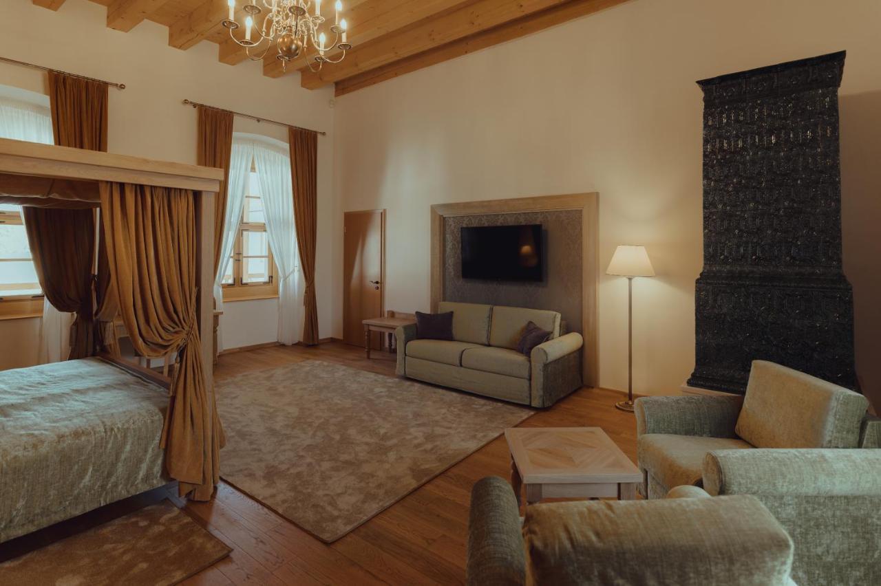Brigadéros Hotel Brigadír Borsi Esterno foto